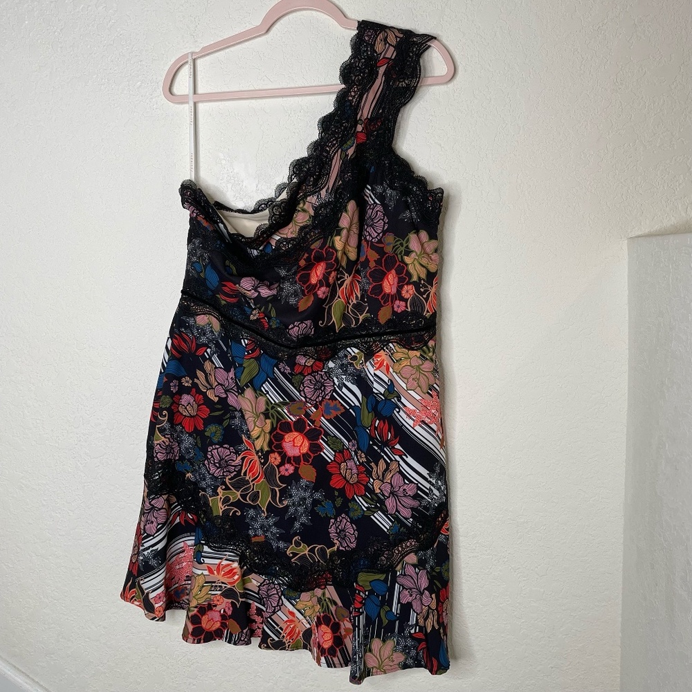 Foxiedox Anthropologie One Shoulder Mini Lace Floral Dress Size 14 Multicolor